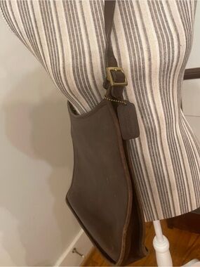 Coach Dark Brown Leather Saddle Crossbody with Brass Hardware Vintage